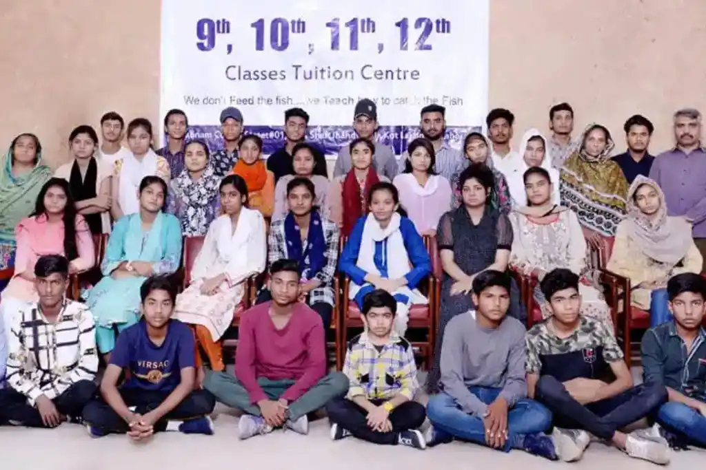 Rahber The Advisor Empowering Communities Through Knowledge and Innovation